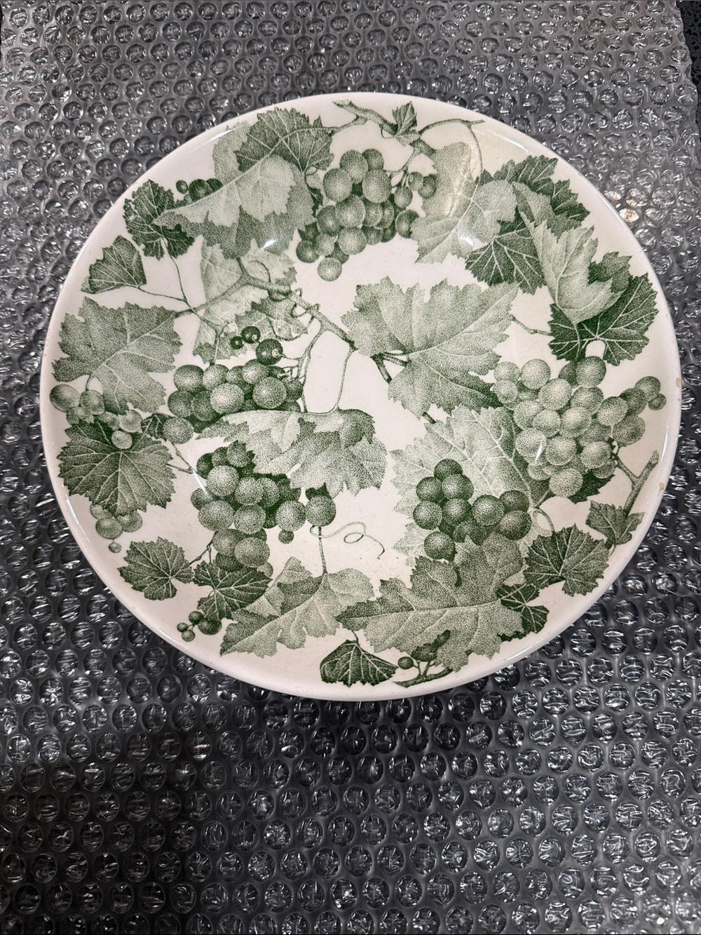 Stanley Green Grape Vine Ceramic Plate